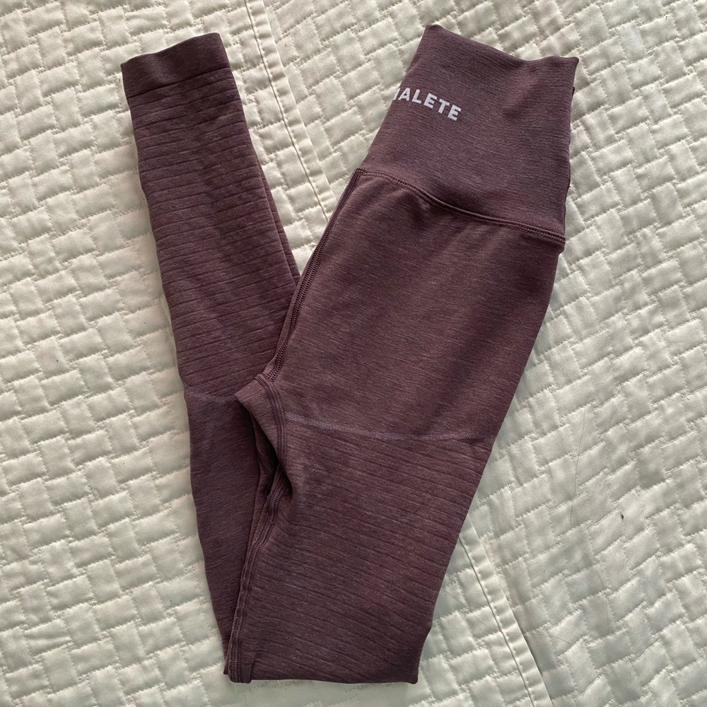 Alphalete leggings - Picture 1 of 3